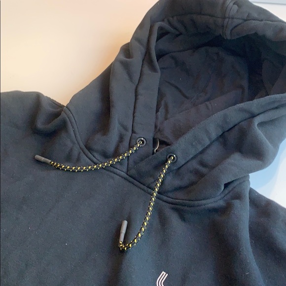 LOLE HOODIE - Picture 2 of 5